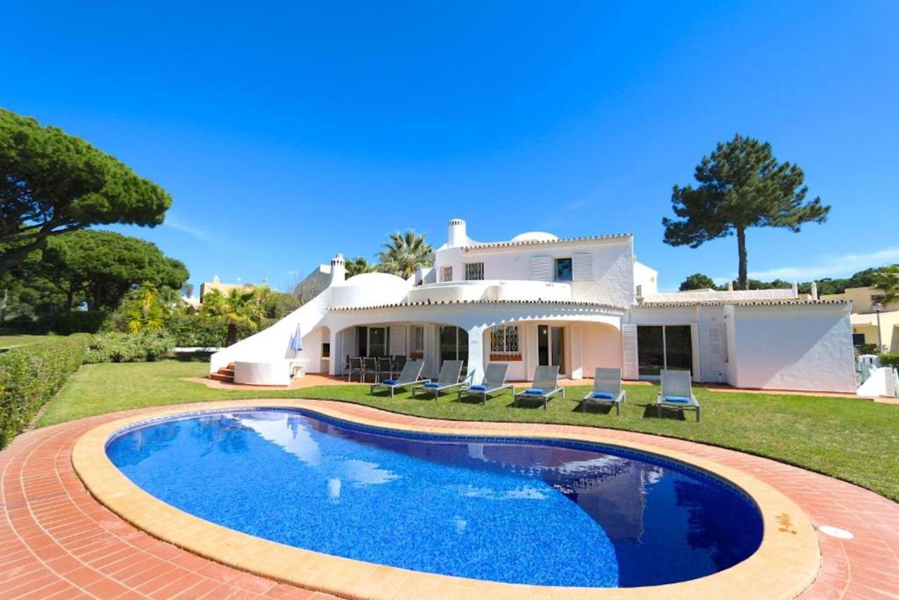 Traditional Portuguese Villa 5 Bedrooms Villa Girassol Prime Location Close To Restaurants Bars Vilamoura كوارتيرا المظهر الخارجي الصورة