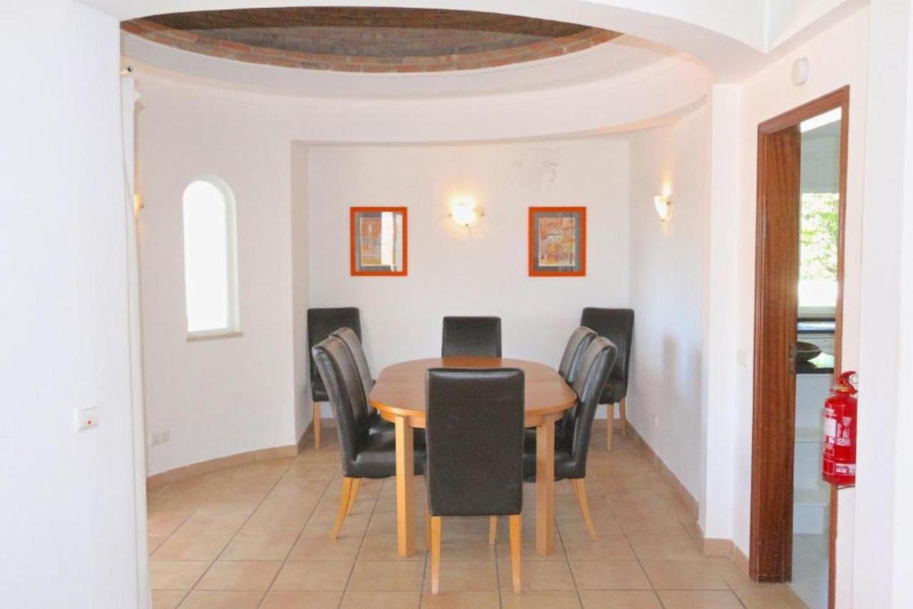 Traditional Portuguese Villa 5 Bedrooms Villa Girassol Prime Location Close To Restaurants Bars Vilamoura كوارتيرا المظهر الخارجي الصورة